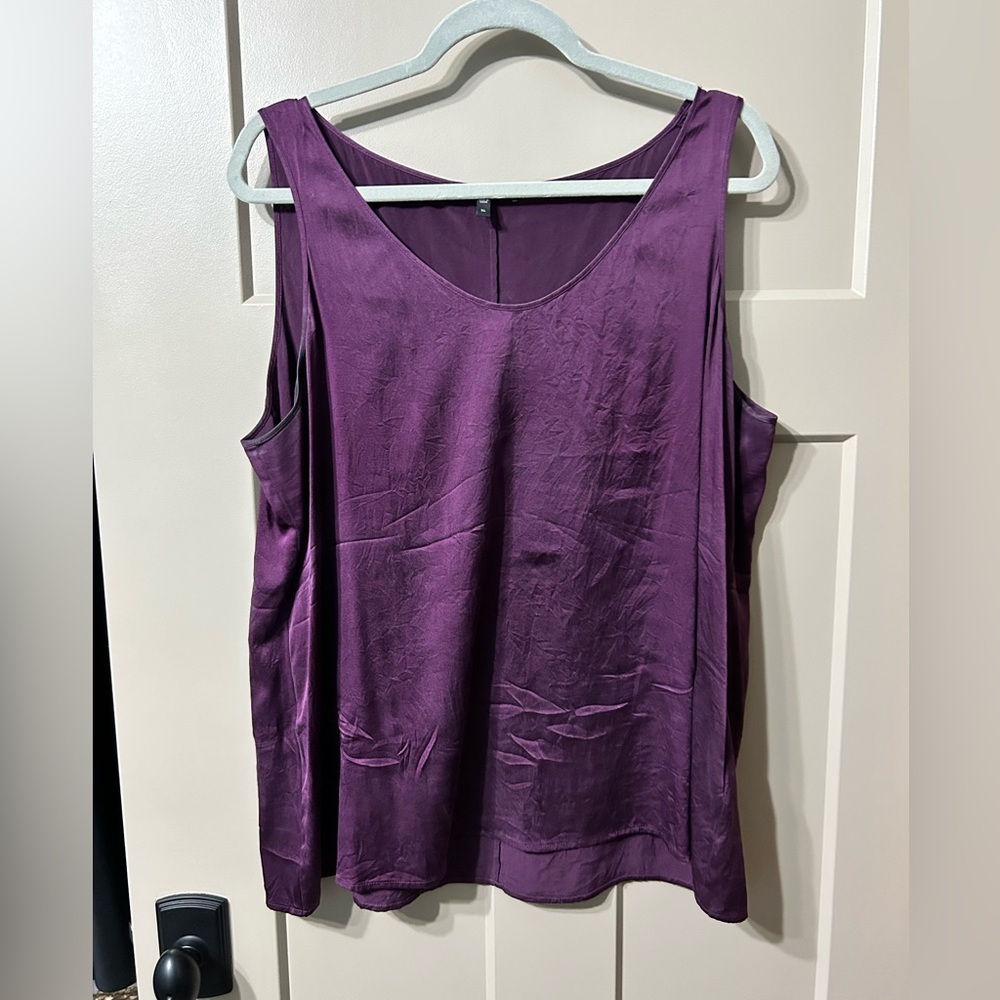 Eileen Fisher Stretch Silk Charmeuse Scoop Neck purple Tank 95% Silk